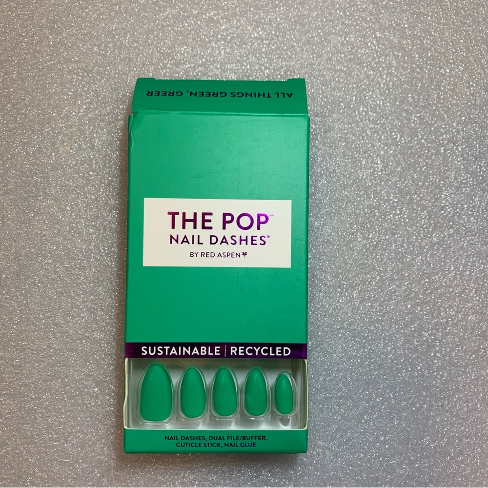 The Pop Nail Dashes Green Press-On Nails
